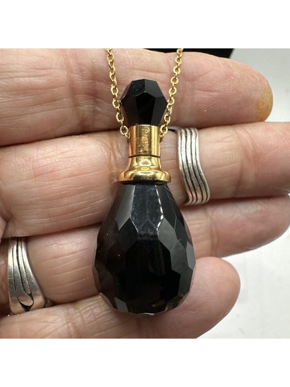 Black Facet Glass Teardrop Perfume Essential Oil Pendant Necklace Gold Tone 22”